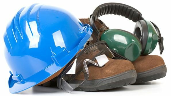 Essential PPE Awareness Training: Your Guide to Safety Certification Online in Ireland - Manual Handling Training Article