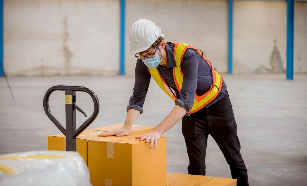 Master Manual Handling: Get Your Online Certification for Workplace Safety in Ireland - Manual Handling Training Article