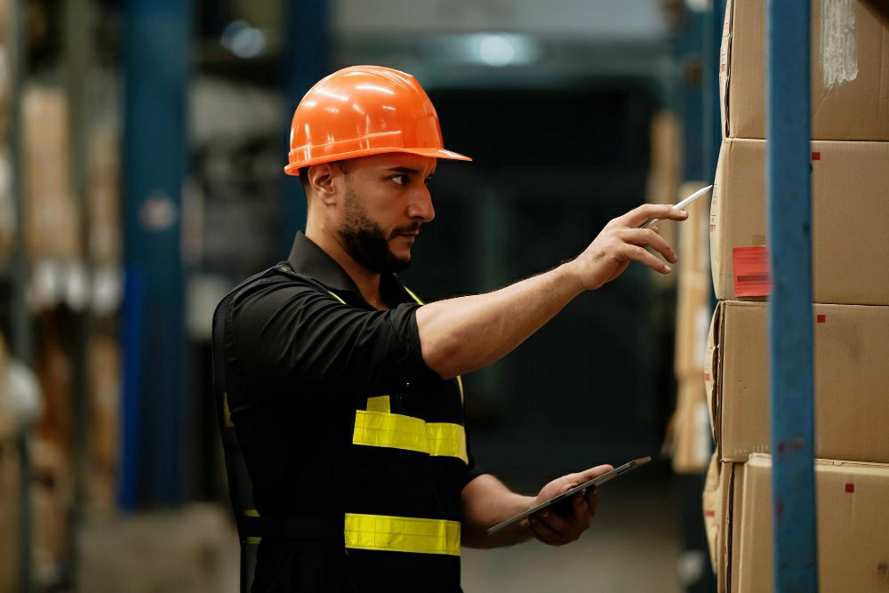 Master Manual Handling: Get Certified Online in Ireland – Your Path to Workplace Safety - Manual Handling Training Article